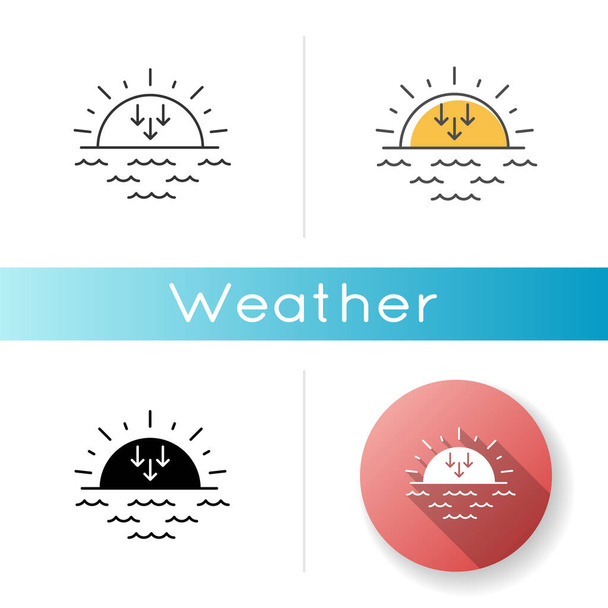 Sunset icon. Linear black and RGB color styles. Evening, sundown, weather forecasting. Sea, ocean at dusk. Transition from day to night. Sun setting over horizon isolated vector illustrations - Vector, afbeelding