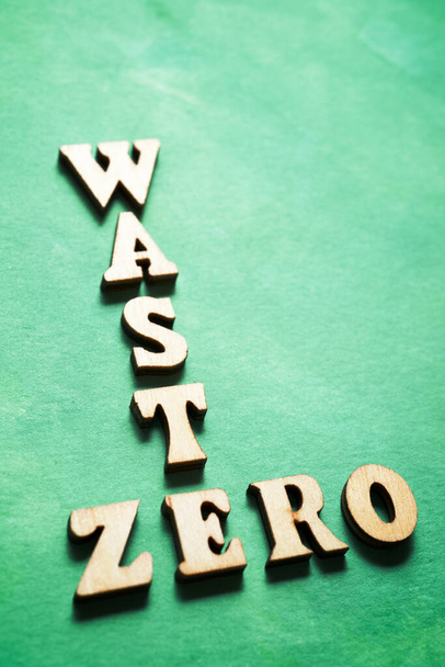 Zero waste text on a colored paper. - Fotoğraf, Görsel