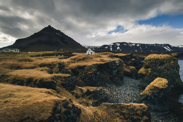 アイスランドの美しさ。アイスランド南部。島内を旅する. - 写真・画像