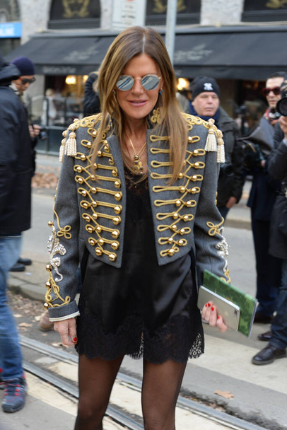 Anna Dello Russo a public figure after fashion show during Milan Fashion Week 2017 - Foto, afbeelding