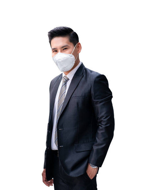Asian Businessman wing Virus Protective Mask in Prevention for Coronavirus or Covid-19 Outbreak Situation - Здоров'я та бізнес Концептон Білий фон - Фото, зображення
