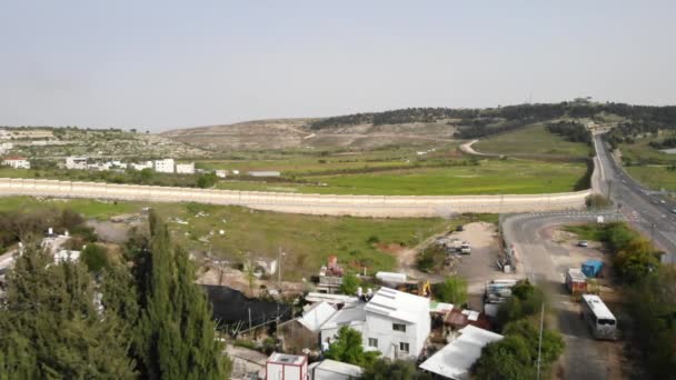 Security Fence légi felvételekLégi felvétel az izraeli Palesztina faláról Givonhoz és Bir nabala városához közel - Felvétel, videó