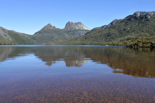 Cradle Mountain-Lake St Clair Ulusal Parkı Tazmanya, Avustralya manzarası. - Fotoğraf, Görsel