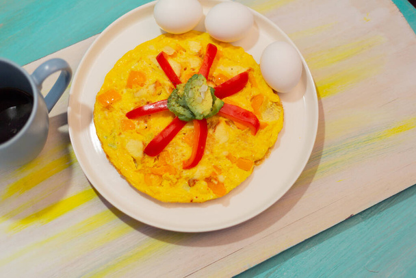 Omelette au poivron pour un régime alimentaire
. - Photo, image