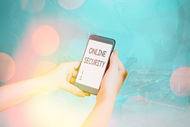 Conceptuele handschrift tonen Online Security. Business foto tekst regels om te beschermen tegen aanvallen via het internet. - Foto, afbeelding