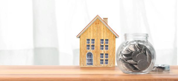 Investissement immobilier et hypothécaire maison concept financierpile de pièces de monnaie. entreprise idée maison - Photo, image