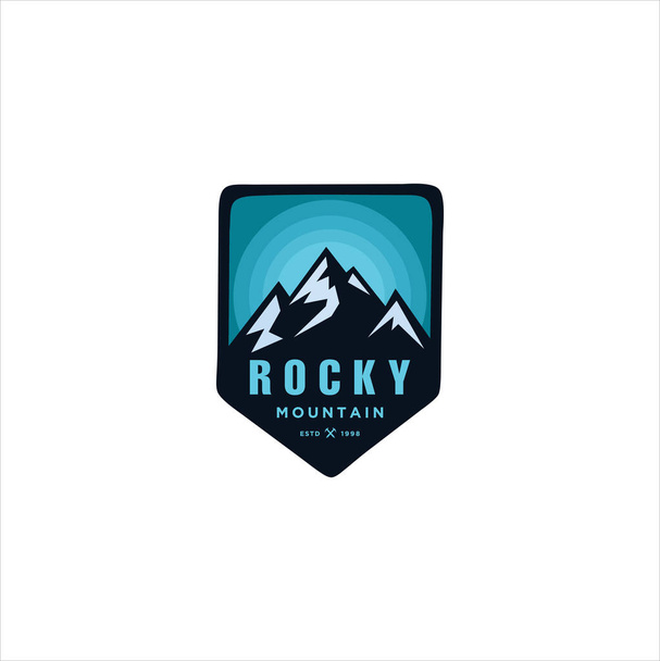 Mountain Logo Aventura ao ar livre Rocky, Distintivos, Banners, Emblema para montanha, Caminhadas, Acampar, Expedição e Aventura ao ar livre. Explorando a natureza
. - Vetor, Imagem