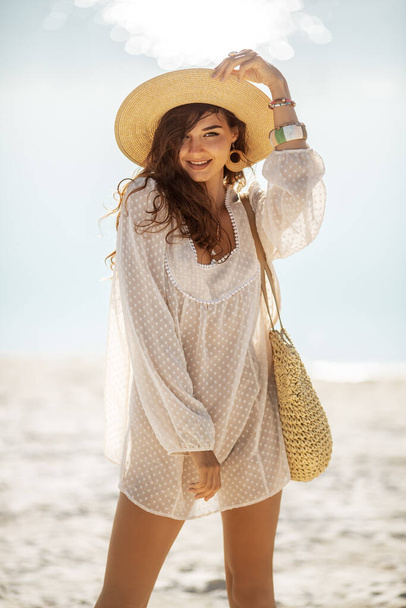 Woman Beach Vacation - Valokuva, kuva