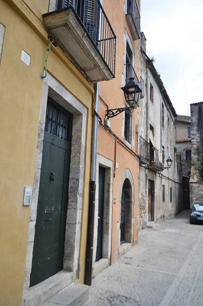 House in the medieval quarter of Girona - Valokuva, kuva