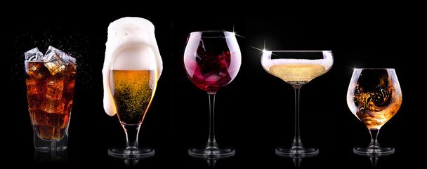 Set with different drinks on black background - Foto, immagini