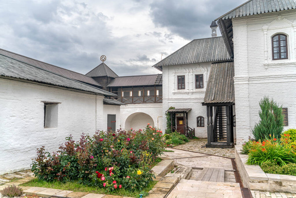 タタールスタンのSviyazhsk郵便修道院 - 写真・画像