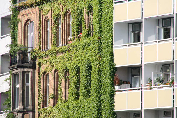 Κτίριο στο κέντρο του Βερολίνου - Φωτογραφία, εικόνα