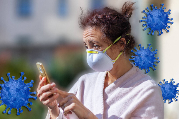 Vrouw met een verbaasd gezicht en masker voor coronavirus quarantaine - Foto, afbeelding