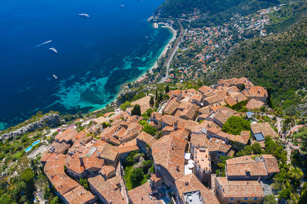 Aerial view of medieval village of Eze, on the Mediterranean coastline landscape and mountains, French Riviera coast, Cote d'Azur. France. - Foto, Bild