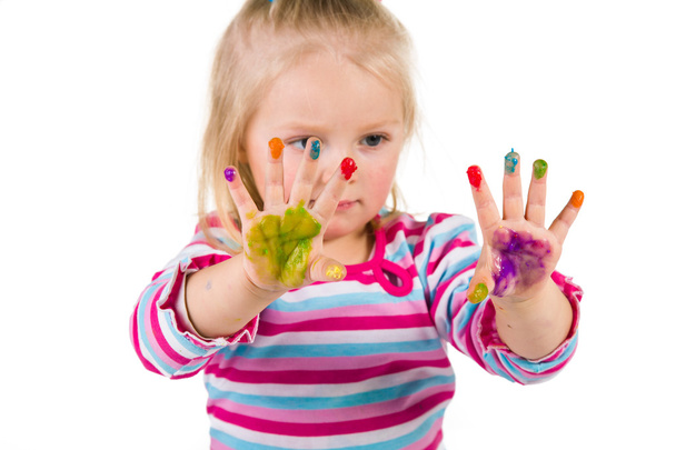 Pintura infantil con dedos aislados en blanco
 - Foto, imagen