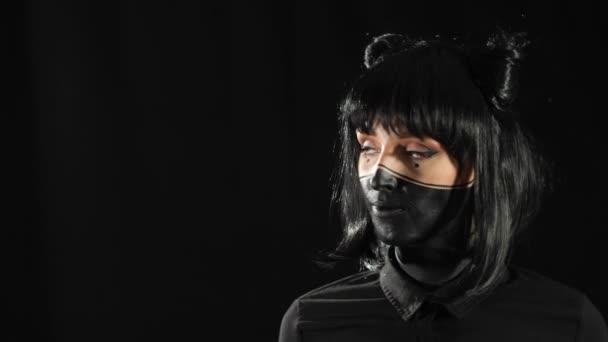 Siyah makyajlı kız - Video, Çekim