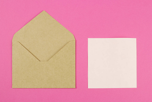 Envelope com espaço para texto, letra, cartão de saudação
 - Foto, Imagem