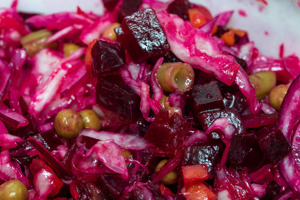 Textur, Rote-Bete-Salatvinaigrette, Lebensmittel als Hintergrund. - Foto, Bild