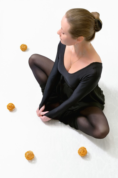 Bailarina en negro
 - Foto, Imagen