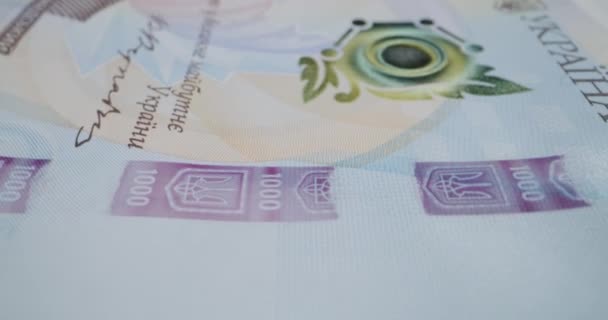 Egy ezer hrivnya bankjegy. - Felvétel, videó