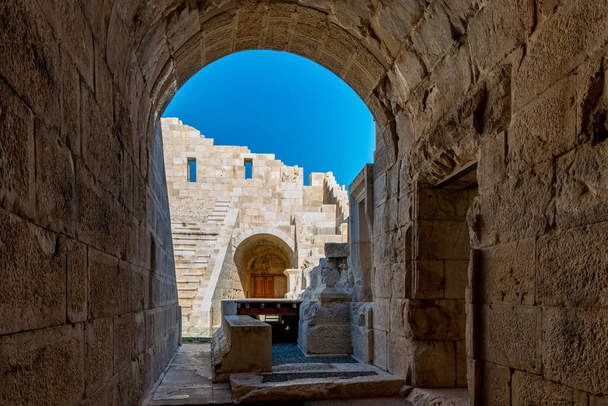 Kas, Antalya - Turquía. 30 de enero de 2018. La antigua ciudad de Patara en Kas, Antalya - Turquía.Patara fue fundada en el siglo V aC y pronto se convirtió en el puerto más grande de Lycia
. - Foto, Imagen