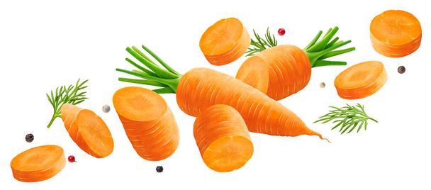 Падіння моркви ізольовано на білому тлі з відсічним контуром
 - Фото, зображення