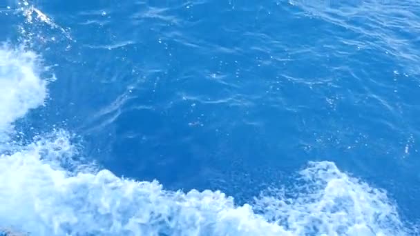 White Splashes on the Wavy Surface of Water - Filmmaterial, Video