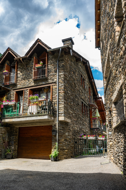 Sant Sernide Llorts, régi falu Andorra - Fotó, kép