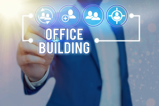 Signo de texto que muestra Office Building. Foto conceptual Los edificios comerciales se utilizan con fines comerciales
. - Foto, Imagen
