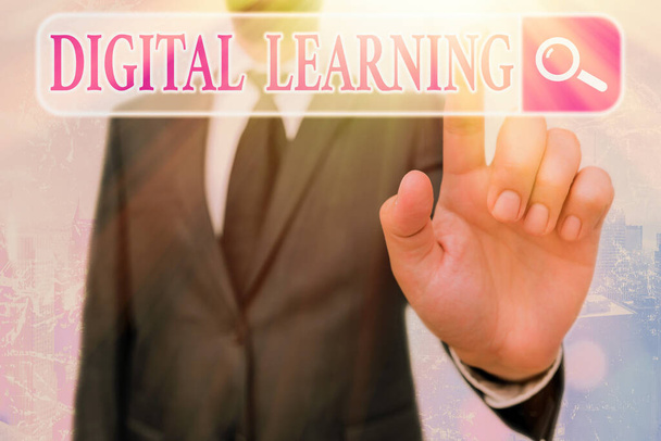 A digitális tanulást bemutató feljegyzés. Üzleti fotó bemutató kíséri technológia vagy oktatási gyakorlat. - Fotó, kép