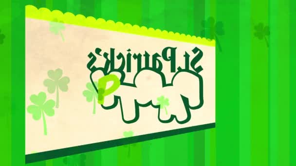 Element draaien rond Y as van St Patricks Day Ceremonie Banket Manipulatie Jolly Glassy Typografie versierd met Lucky Clovers Op een groene patroon laag en een kartonnen ruimte Strip - Video