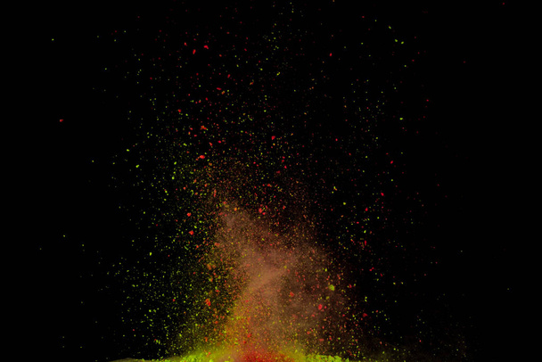 Explosión de polvo de color. Abstracto polvo de primer plano en el fondo. Explosión colorida. Pintura hol
 - Foto, Imagen