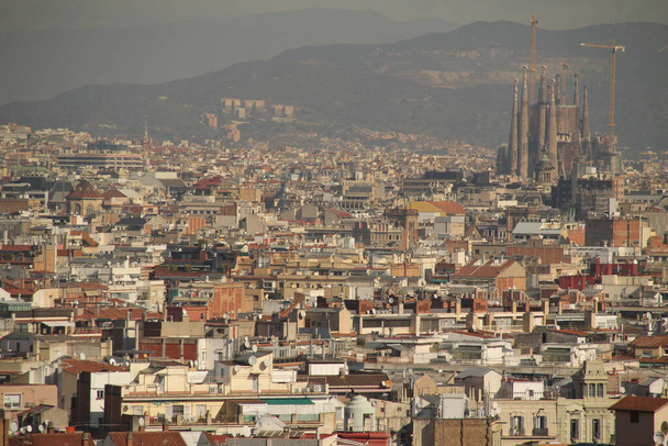 Barselona şehrinde klasik bina - Fotoğraf, Görsel