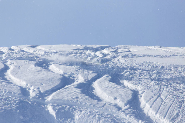 snow slope for skiing In park in nature - Zdjęcie, obraz