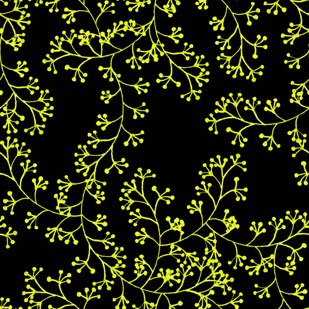 Naadloos patroon met handgetekende druiventakken. Gele bloemen en zwarte achtergrond. Bloemen elegant ornament. Zomer jurk. Trendy mode. Voor briefkaarten, scrapbooking, textiel en inpakpapier - Foto, afbeelding