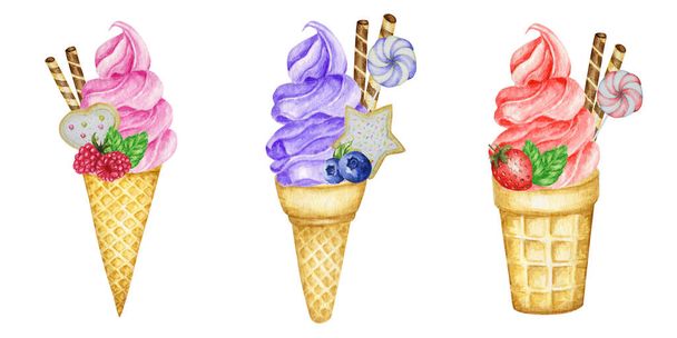 Παγωτό φρούτων σε κώνο βάφλας. Διακοσμημένα με βάφλες σοκολάτας, μούρα, μπισκότα και καραμέλες. Βατόμουρο Blueberry Strawberry Ice Cream Υδατογραφία απεικόνιση απομονώνονται σε λευκό φόντο - Φωτογραφία, εικόνα