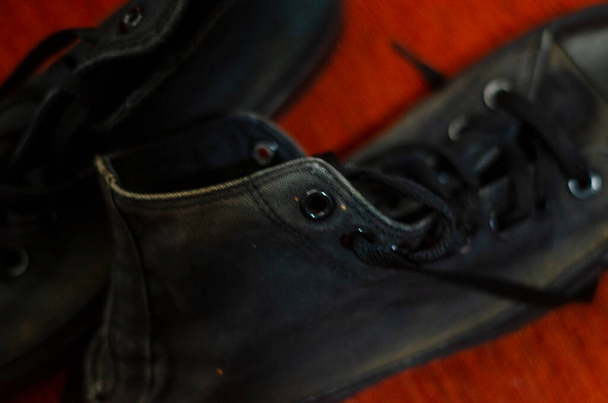 Ragged Black Stylish Shoes, Vintage Black Stylish Shoes - Fotografie, Obrázek