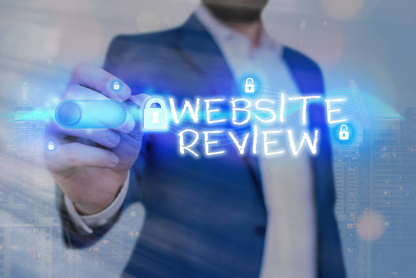 Tekst schrijven Website Review. Bedrijfsconcept voor Reviews die kunnen worden geplaatst over bedrijven en diensten. - Foto, afbeelding