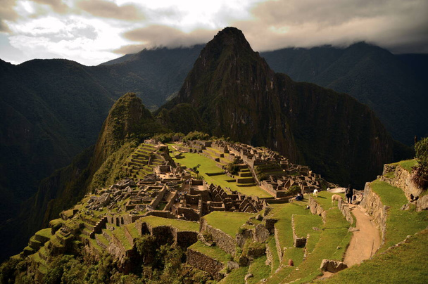 Vista de Machu Pichu
 - Foto, imagen
