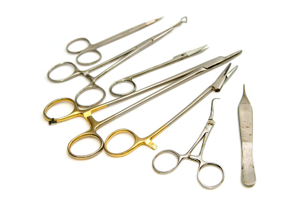 złamane instrumenty chirurgiczne - Zdjęcie, obraz