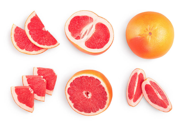Grapefruit und Scheiben isoliert auf weißem Hintergrund. Ansicht von oben. Flach lag er. Mit Clipping-Pfad und voller Schärfentiefe, Set oder Sammlung - Foto, Bild