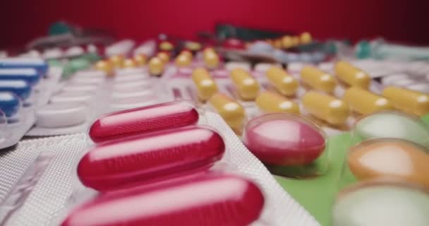 Medikamente rotieren in Blisterverpackungen - Filmmaterial, Video