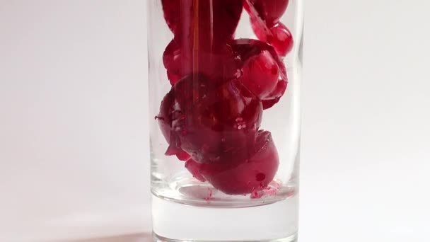 Preparation of fruit and berry drink. - Felvétel, videó