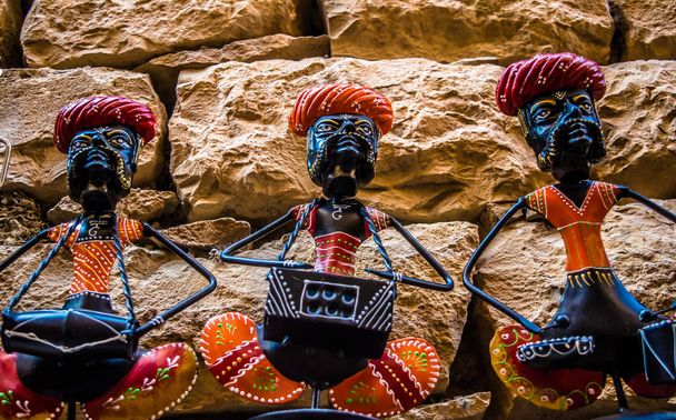 tradiční řemesla z rajasthanu, mramoru a modré keramiky je jedním z nejlepších tradičních řemesel z rajasthanu - Fotografie, Obrázek
