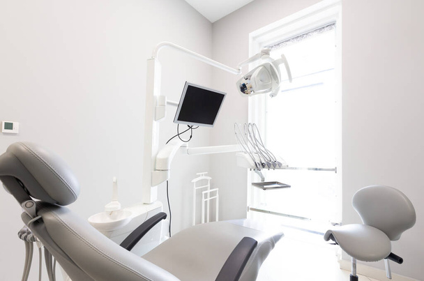 Modern fogászati diagnosztikai és kezelési berendezések - Fotó, kép