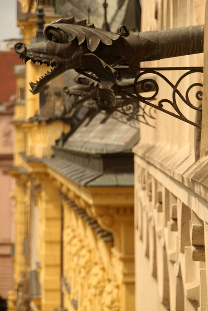 Arquitectura monumental en el casco antiguo de Praga
 - Foto, imagen