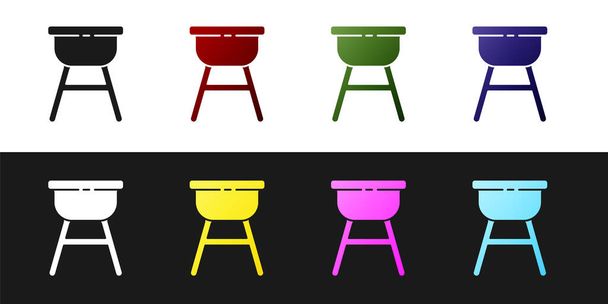 Set Barbecue icône de barbecue isolé sur fond noir et blanc. Barbecue grill party. Illustration vectorielle
 - Vecteur, image