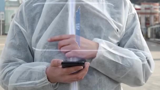Homem de branco usa texto holográfico Pesquisa
 - Filmagem, Vídeo