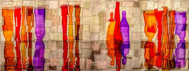 Abstrakcyjny kolaż z kolorowymi butelkami na powierzchni odblaskowej - Zdjęcie, obraz