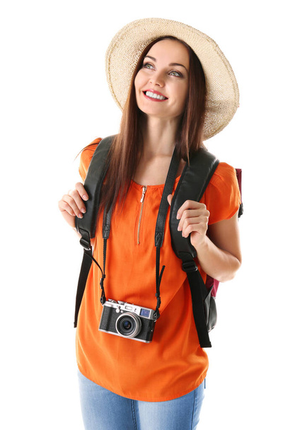 Junge schöne Frau mit Kamera auf weißem Hintergrund - Foto, Bild